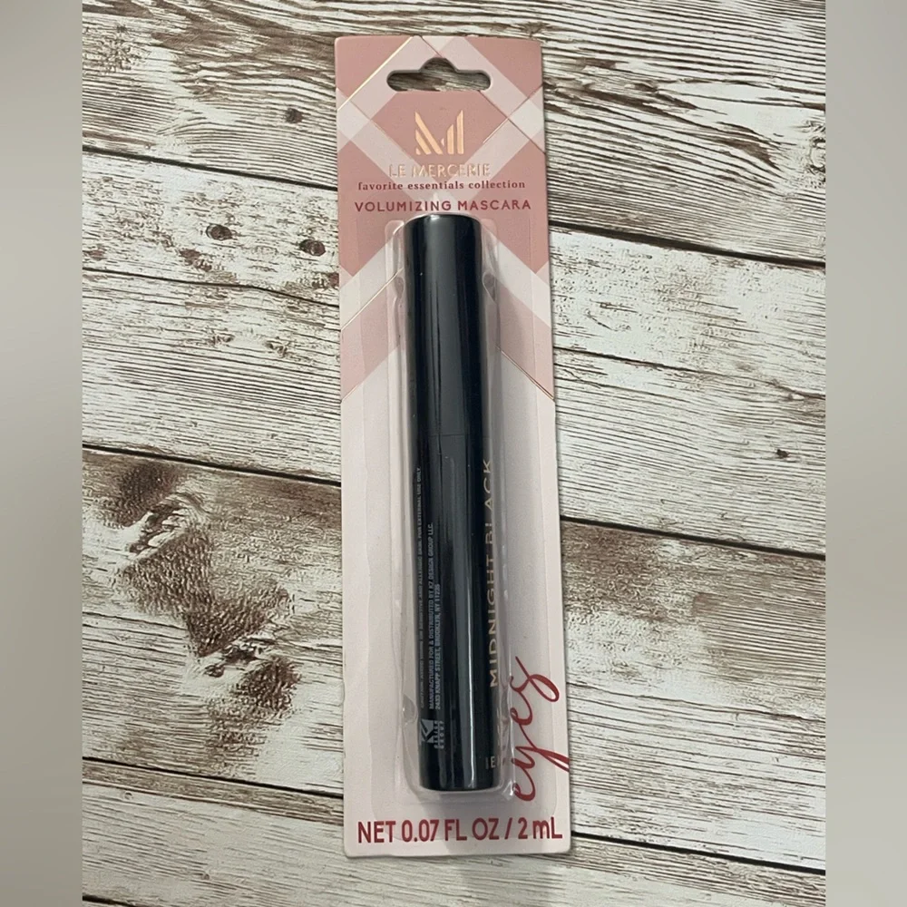 🆕 🎉 FREE WITH ANY PURCHASE Le Mercerie Volumizing Mascara Eye Lash Make Up .14oz